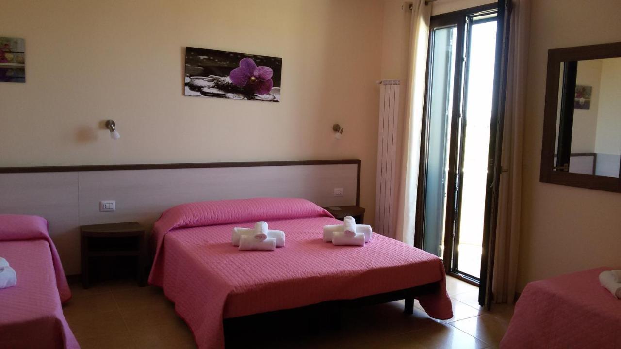 B&B Hotel Helios Uggiano La Chiesa Kültér fotó