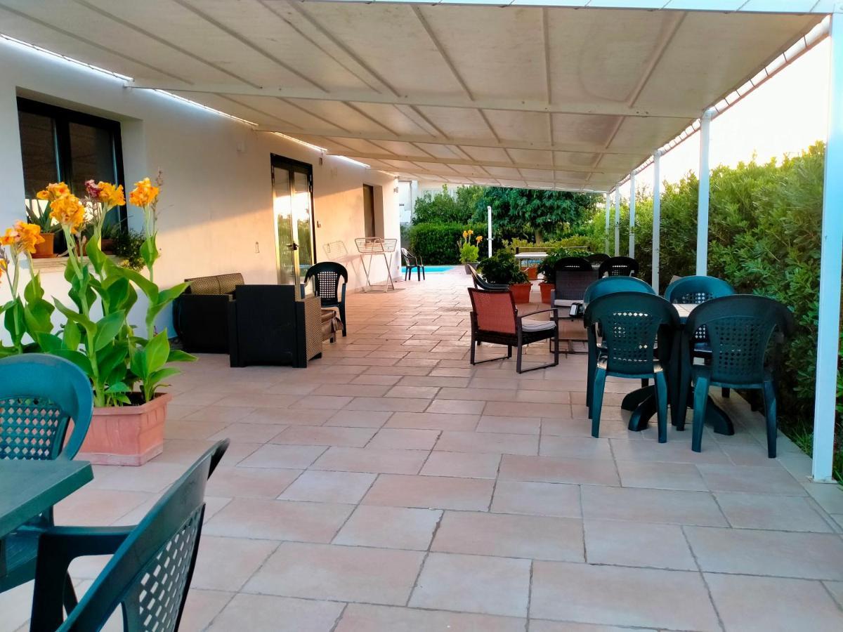 B&B Hotel Helios Uggiano La Chiesa Kültér fotó