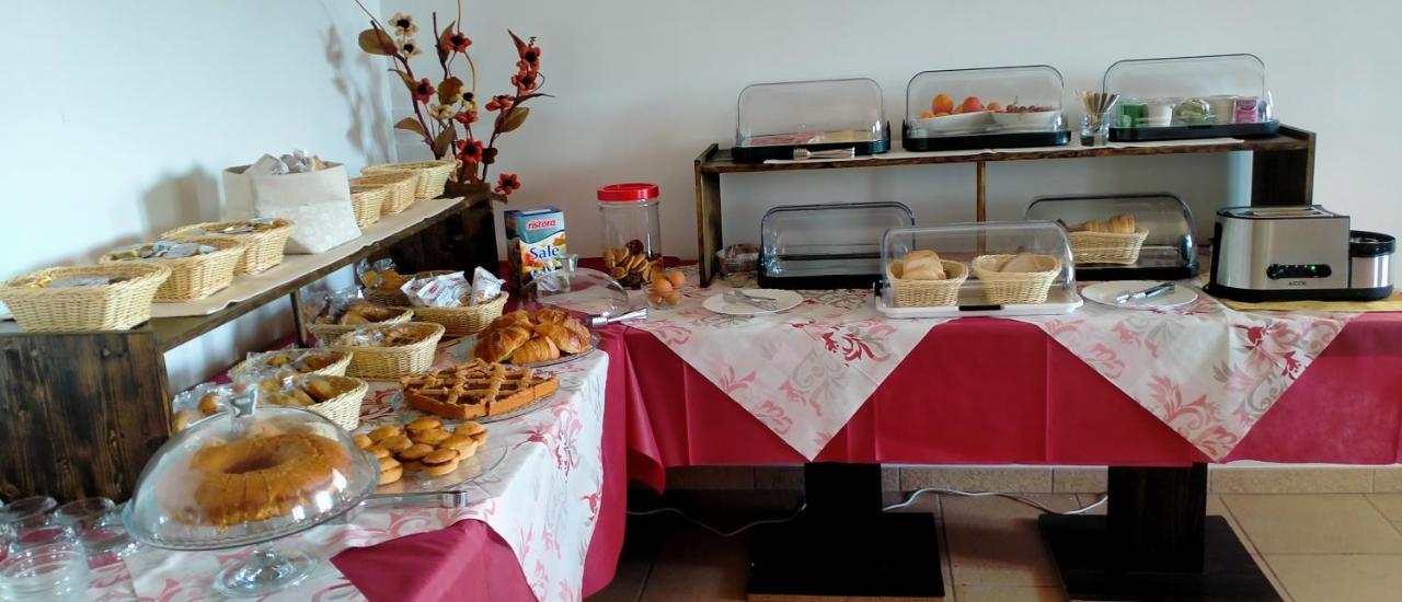 B&B Hotel Helios Uggiano La Chiesa Kültér fotó