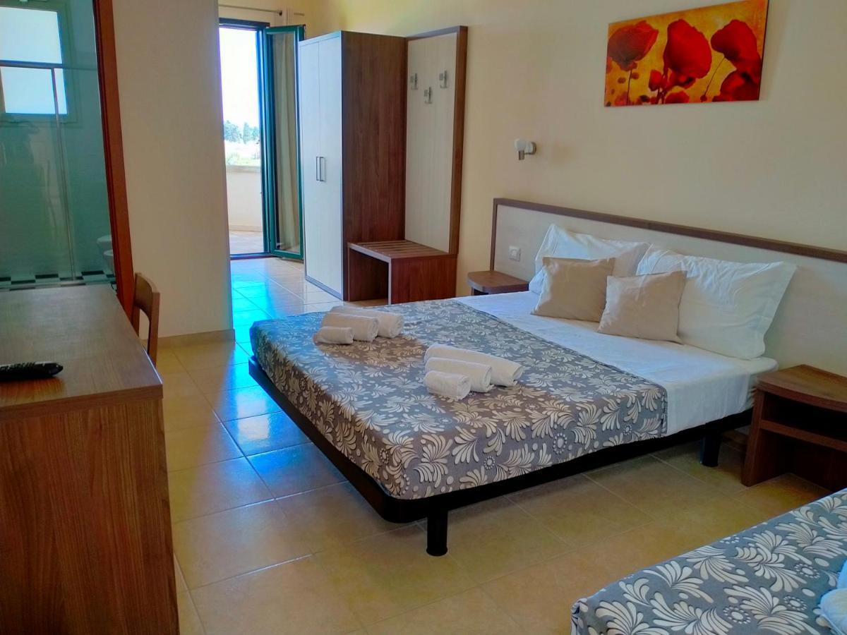 B&B Hotel Helios Uggiano La Chiesa Kültér fotó