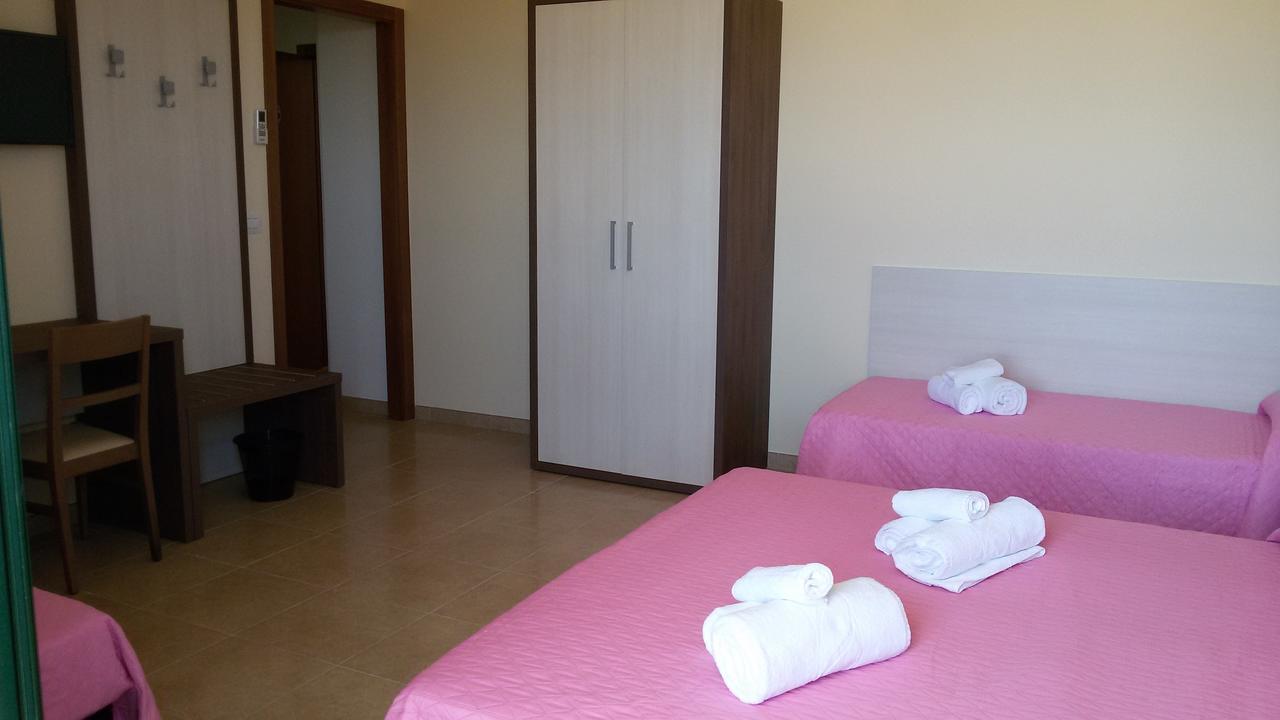 B&B Hotel Helios Uggiano La Chiesa Kültér fotó