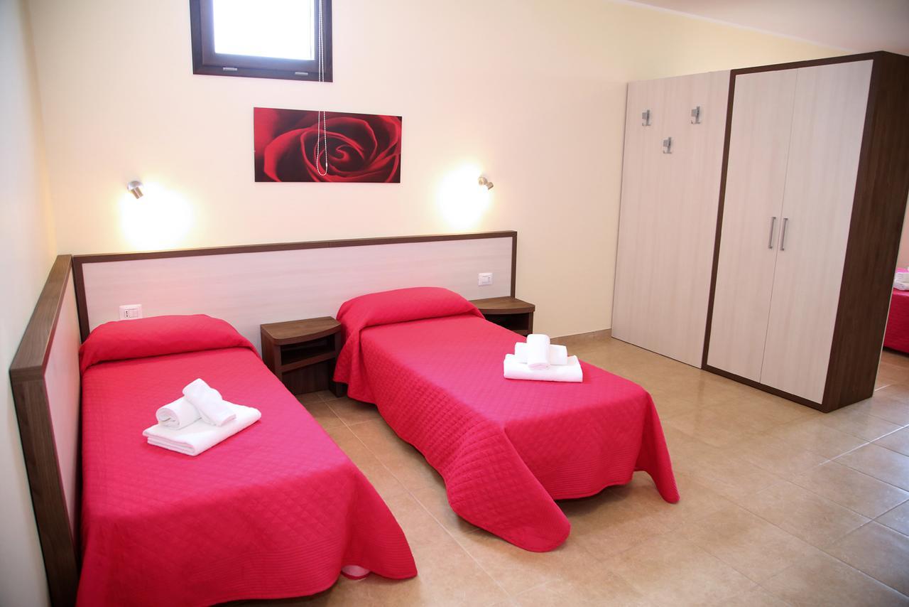 B&B Hotel Helios Uggiano La Chiesa Kültér fotó